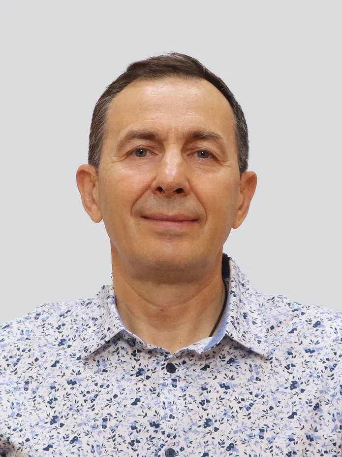 Дебенков Владимир Геннадьевич.